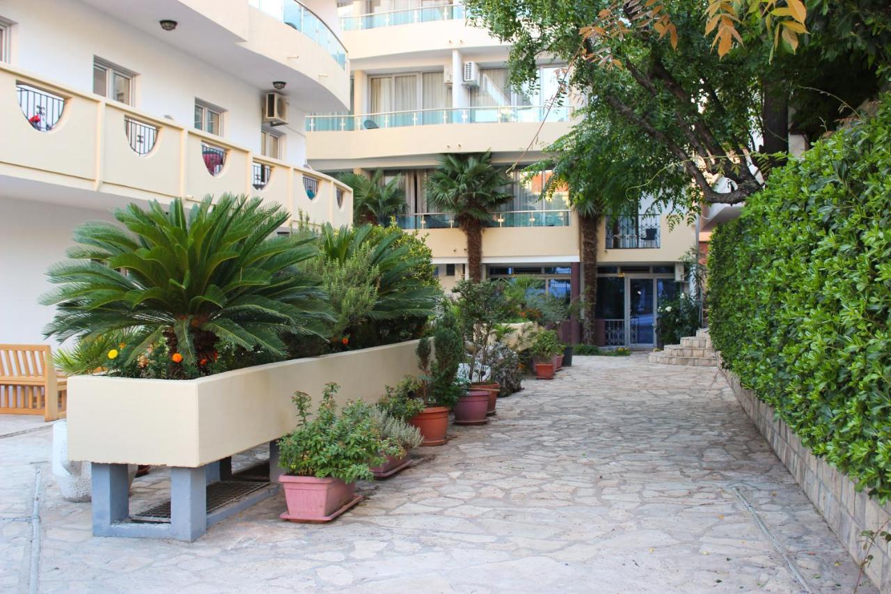 Sirena Marta Hotel Sutomore Exterior photo