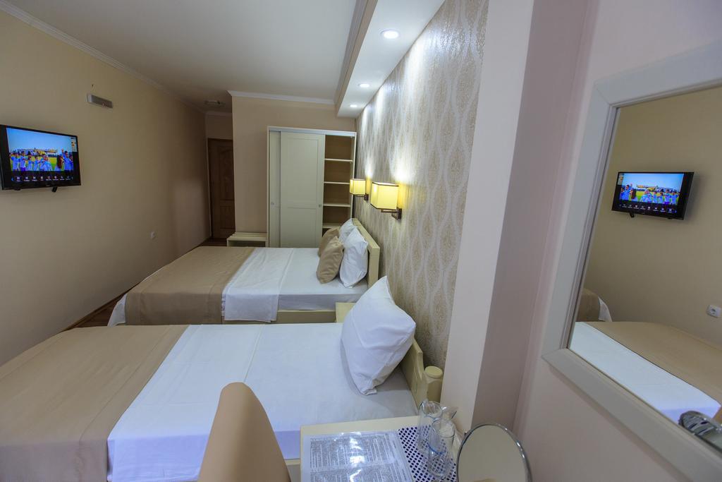 Sirena Marta Hotel Sutomore Exterior photo