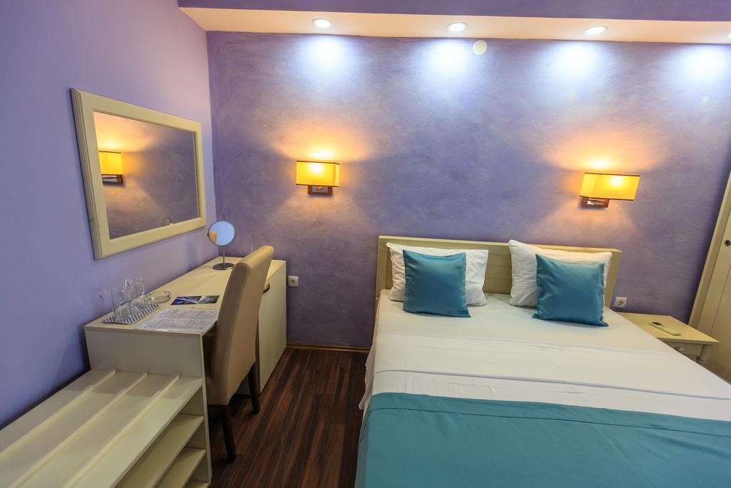 Sirena Marta Hotel Sutomore Exterior photo